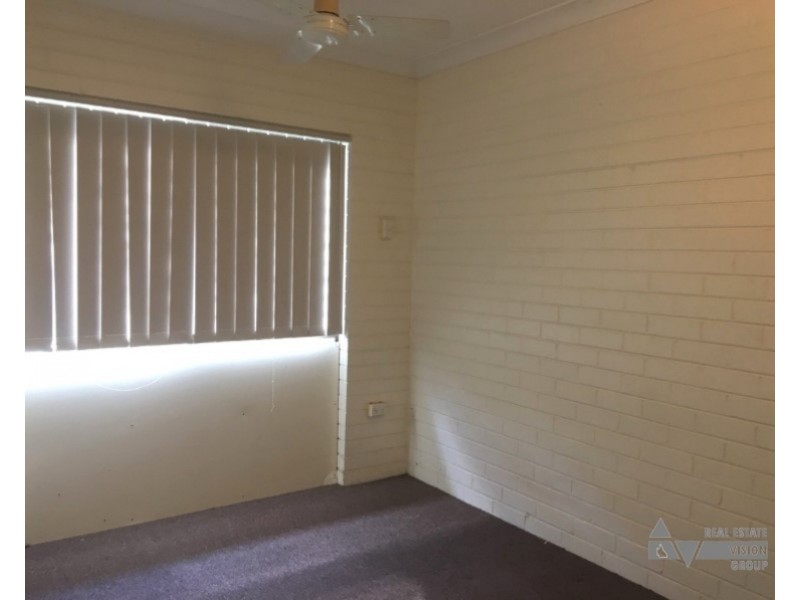 5 Gibson Gr, Emerald QLD 4720