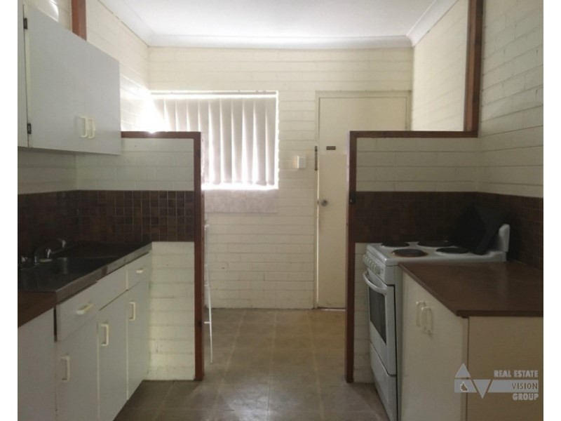 5 Gibson Gr, Emerald QLD 4720