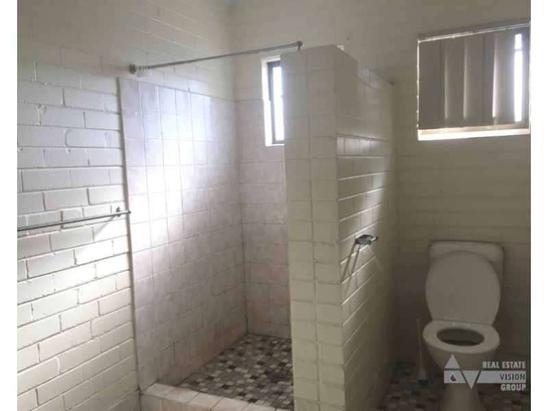 5 Gibson Gr, Emerald QLD 4720