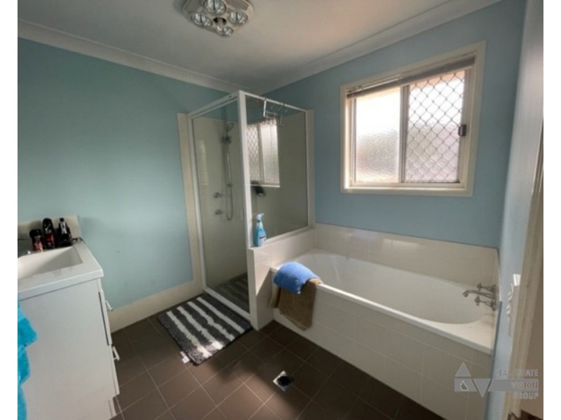 Unit 14/24 Riverview St, Emerald QLD 4720