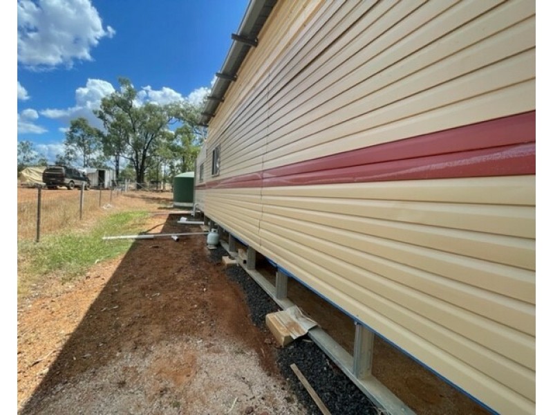 107 Rockhound Road, Sapphire QLD 4702