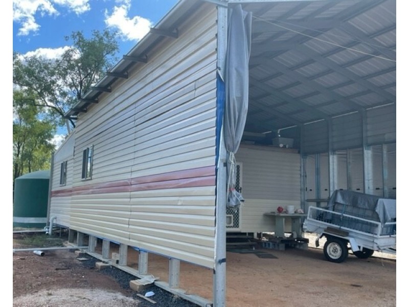 107 Rockhound Road, Sapphire QLD 4702