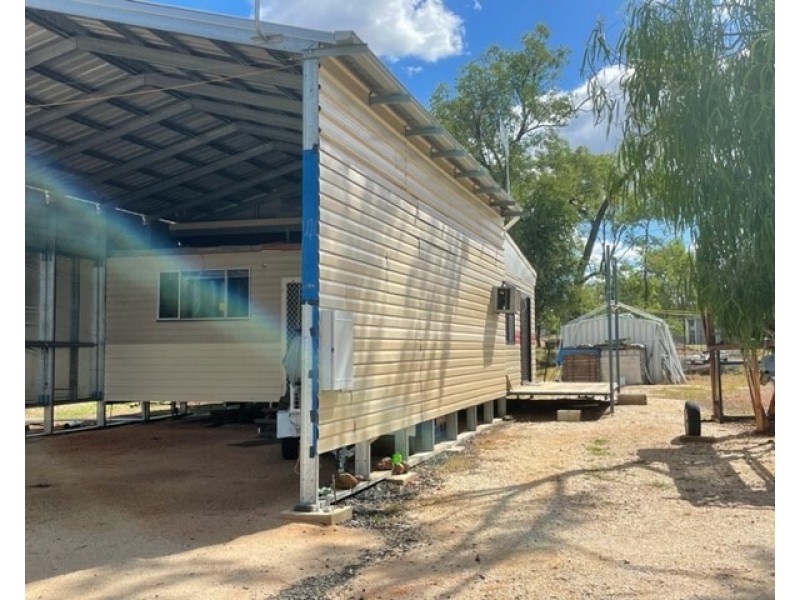 107 Rockhound Road, Sapphire QLD 4702