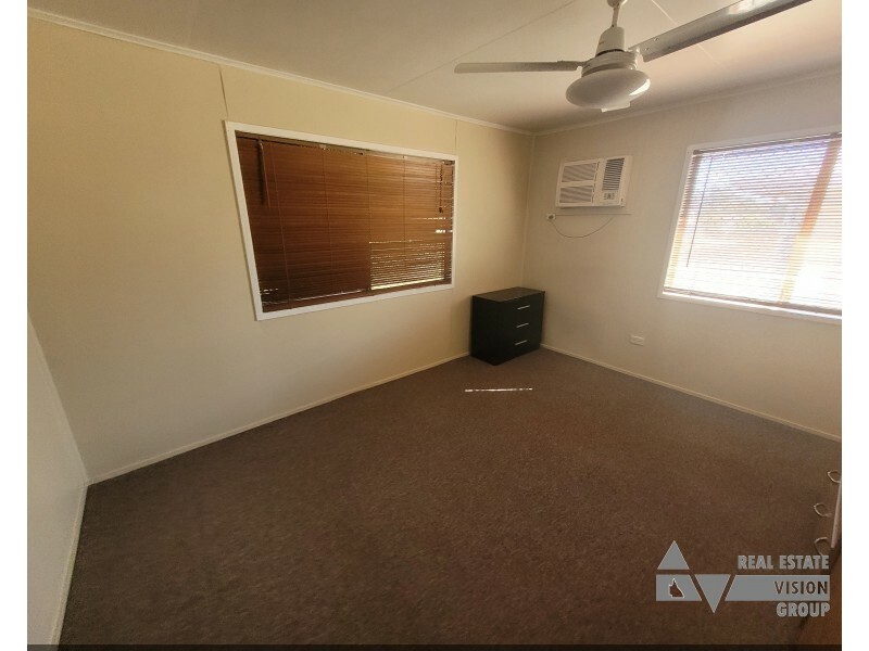 20 Oliffe Street, Blackwater QLD 4717