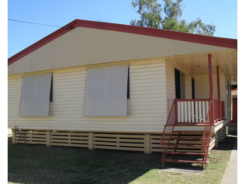 20 Oliffe Street, Blackwater QLD 4717