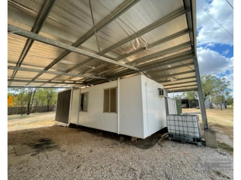 40-42 Ruby Crescent, Rubyvale QLD 4702