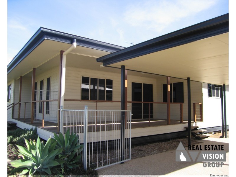 7 Park Street, Blackwater QLD 4717