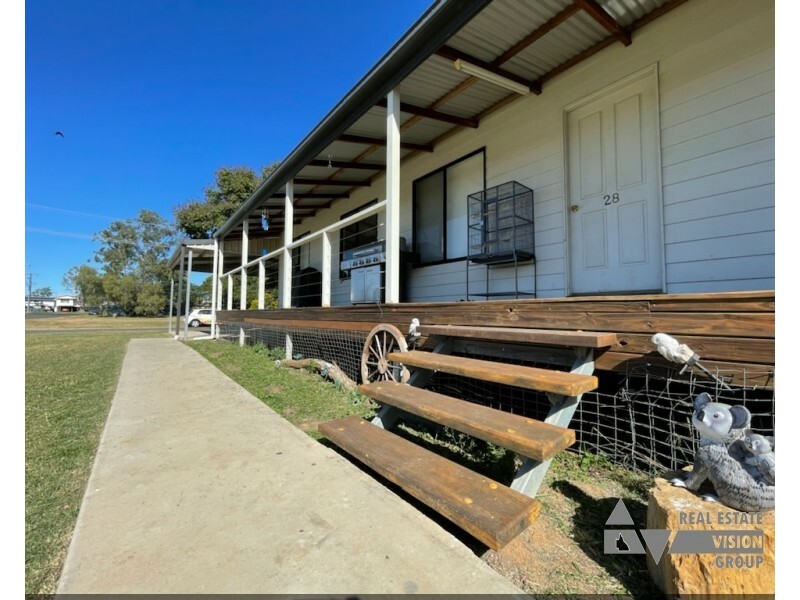 28 Gum Street, Blackwater QLD 4717