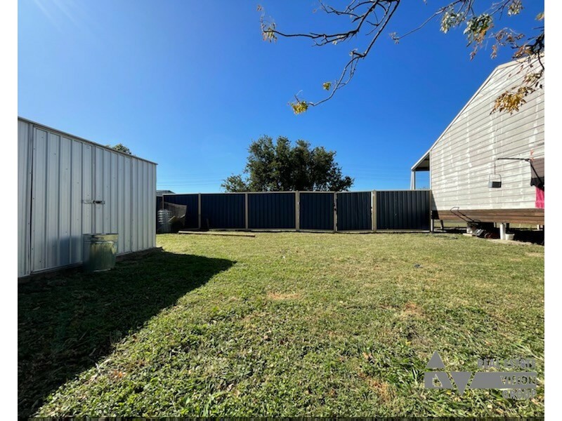 28 Gum Street, Blackwater QLD 4717