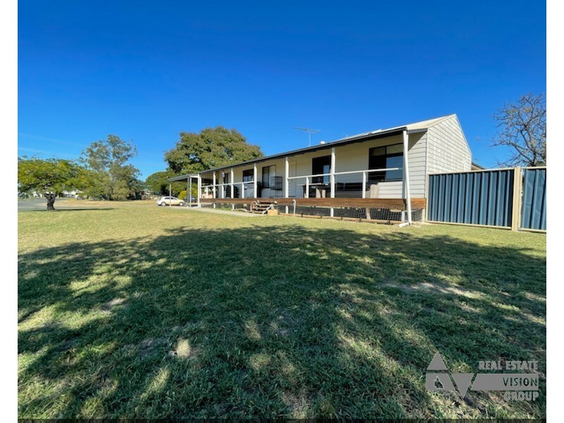28 Gum Street, Blackwater QLD 4717