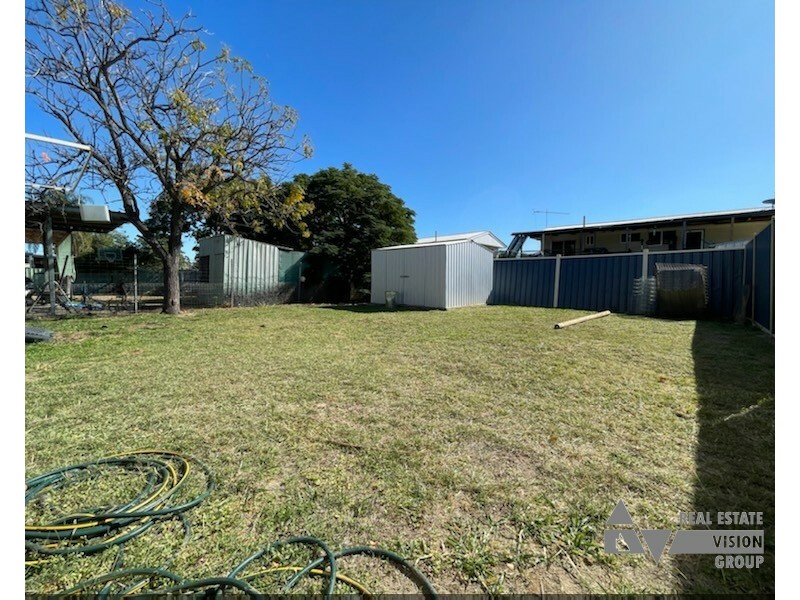 28 Gum Street, Blackwater QLD 4717