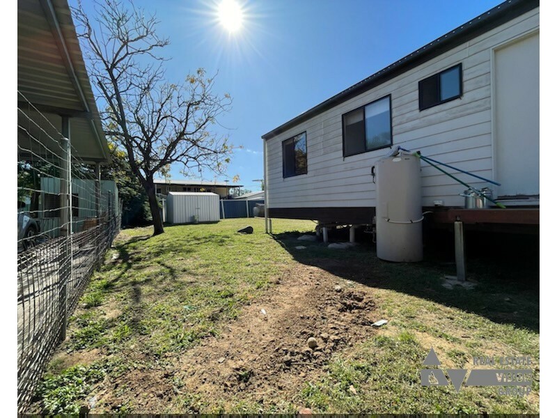 28 Gum Street, Blackwater QLD 4717