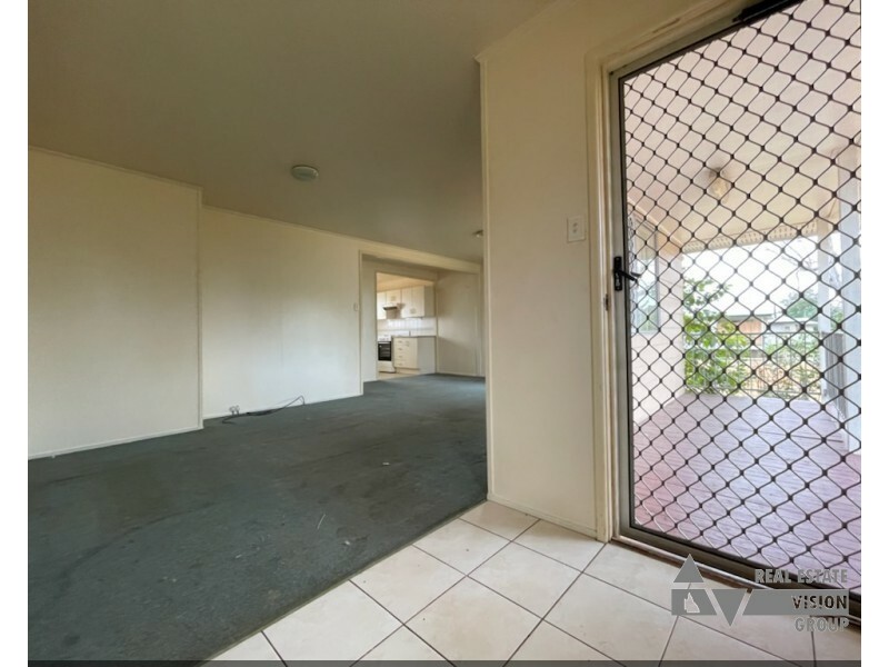6 Oliffe Street, Blackwater QLD 4717