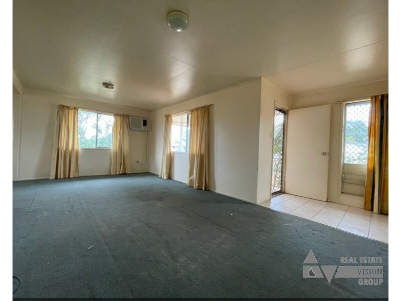 6 Oliffe Street, Blackwater QLD 4717
