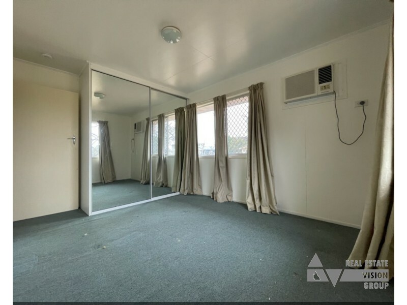 6 Oliffe Street, Blackwater QLD 4717