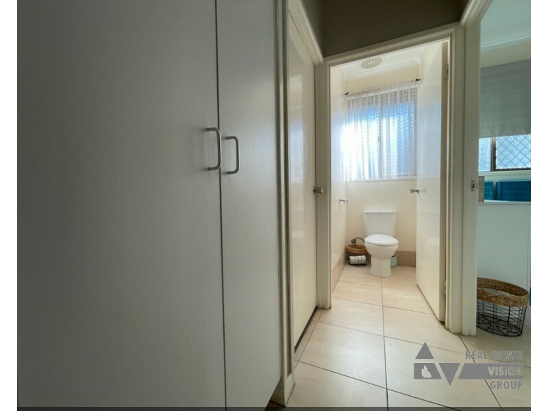 60 Macdonald Cres, Blackwater QLD 4717