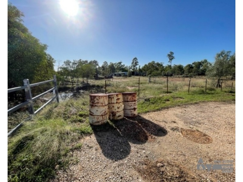 M71083 Sapphire Road, Sapphire QLD 4702