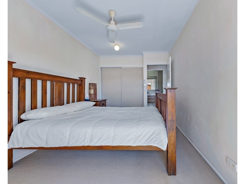 Unit 8/9 Erromango Dr, Jubilee Pocket QLD 4802