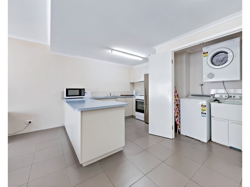 Unit 8/9 Erromango Dr, Jubilee Pocket QLD 4802