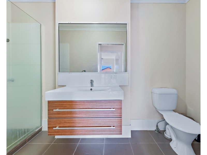 Unit 8/9 Erromango Dr, Jubilee Pocket QLD 4802