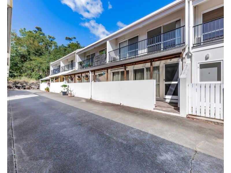 Unit 8/9 Erromango Dr, Jubilee Pocket QLD 4802
