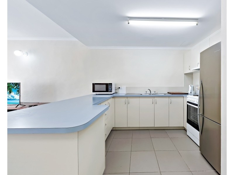 Unit 8/9 Erromango Dr, Jubilee Pocket QLD 4802