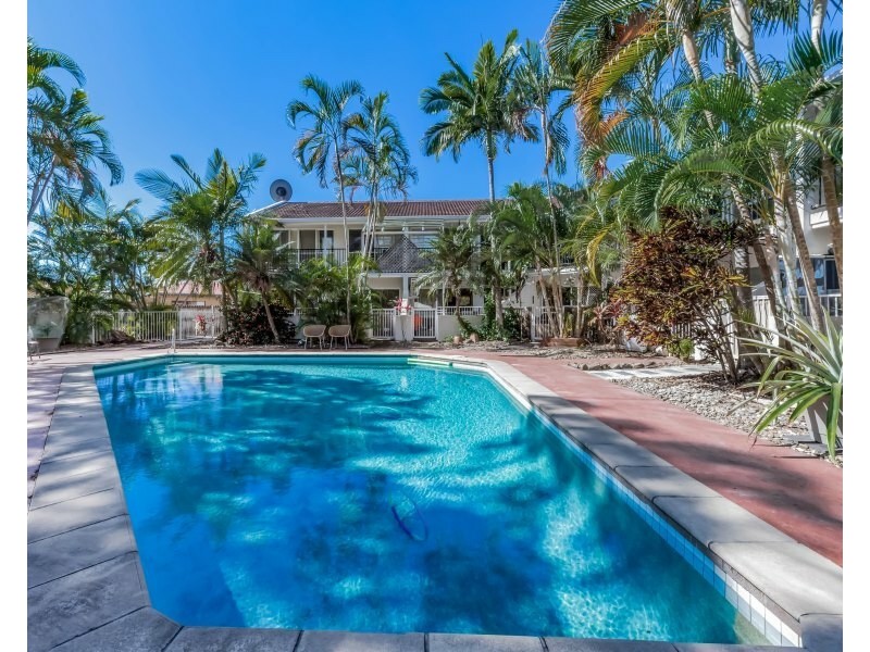Unit 8/9 Erromango Dr, Jubilee Pocket QLD 4802