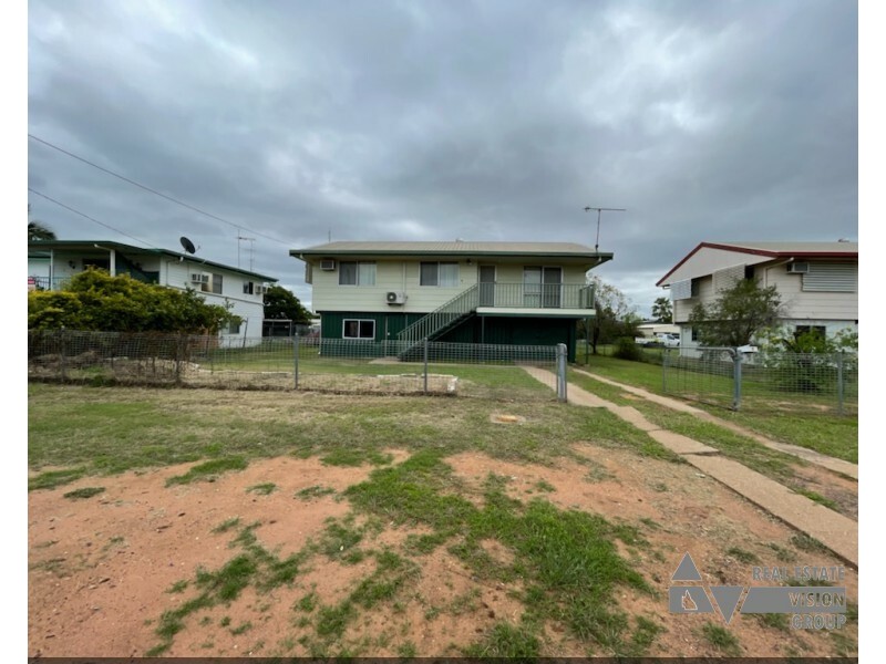 6 Rufus St, Blackwater QLD 4717