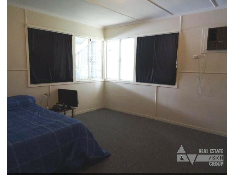 15 Fay St, Blackwater QLD 4717