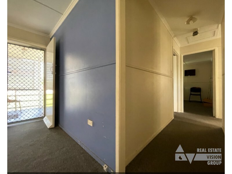 15 Fay St, Blackwater QLD 4717