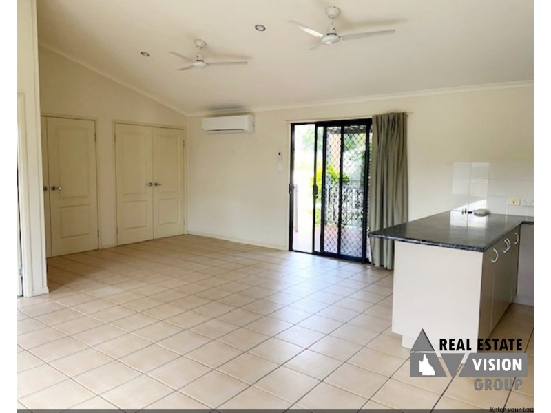 8 Fern St, Blackwater QLD 4717