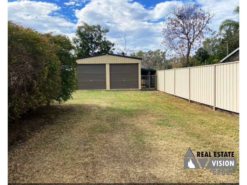 8 Fern St, Blackwater QLD 4717