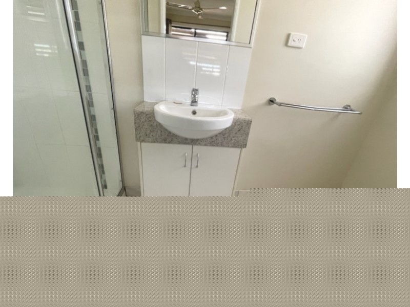 1B Pendula Lane, Blackwater QLD 4717