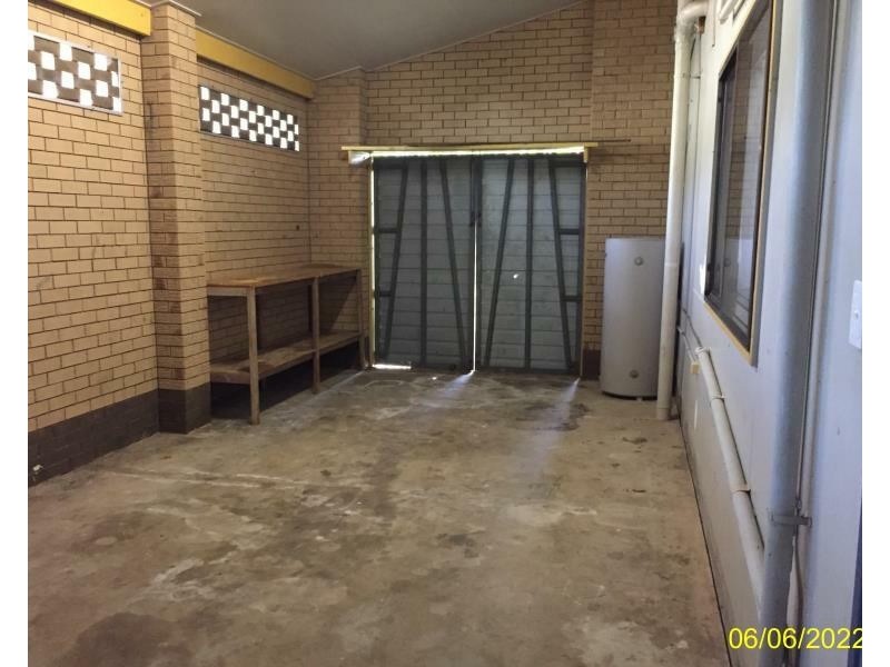 1 Pleasant Dr, Cannonvale QLD 4802