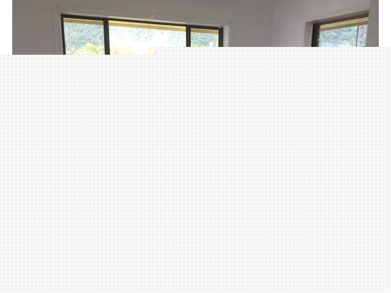 1 Pleasant Dr, Cannonvale QLD 4802