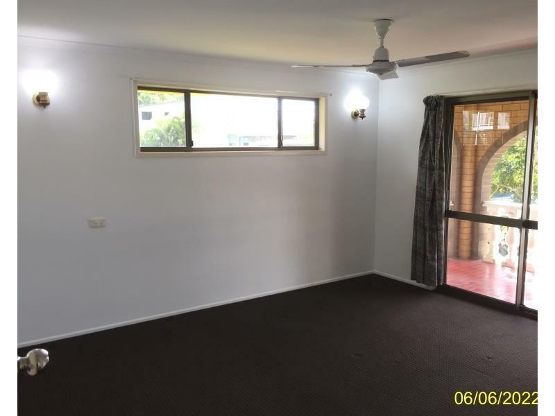 1 Pleasant Dr, Cannonvale QLD 4802