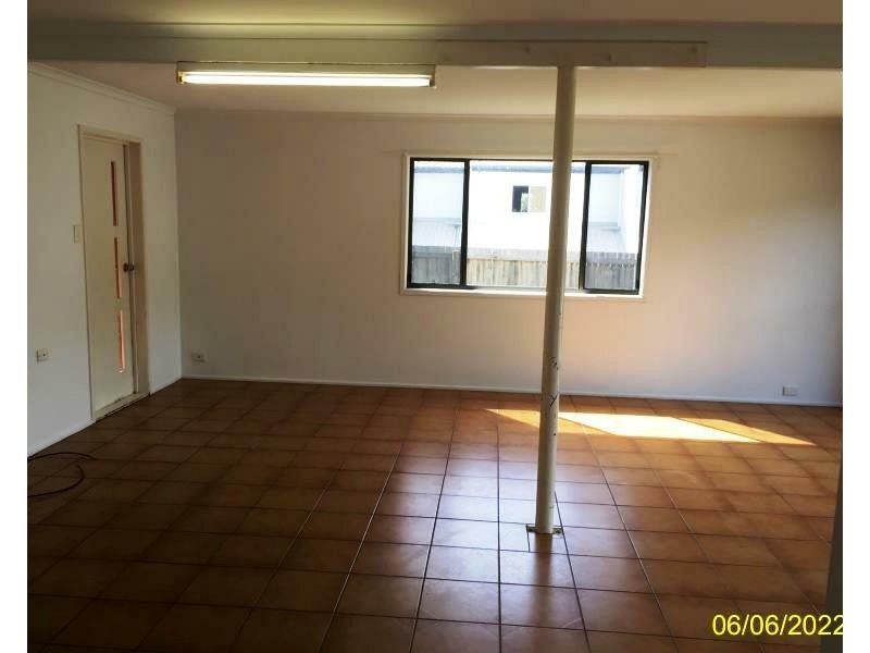 1 Pleasant Dr, Cannonvale QLD 4802