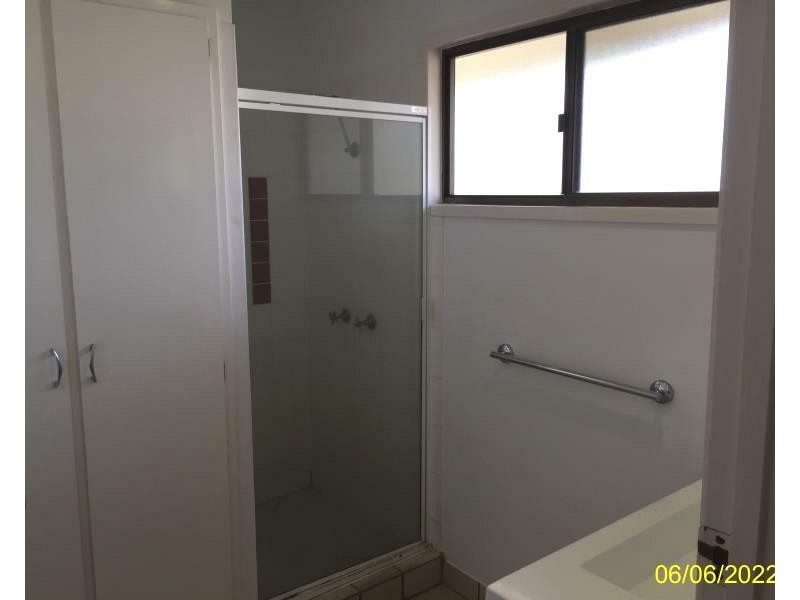 1 Pleasant Dr, Cannonvale QLD 4802