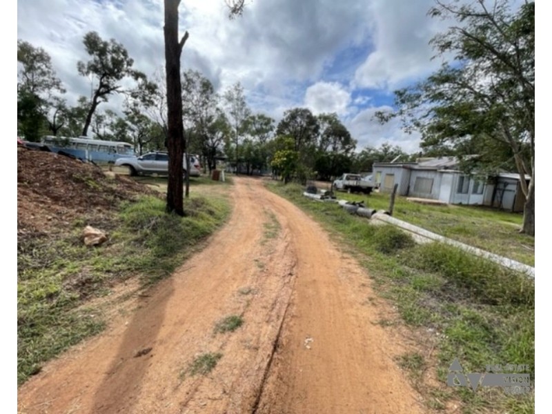 MC70919 Russian Gully, Rubyvale QLD 4702