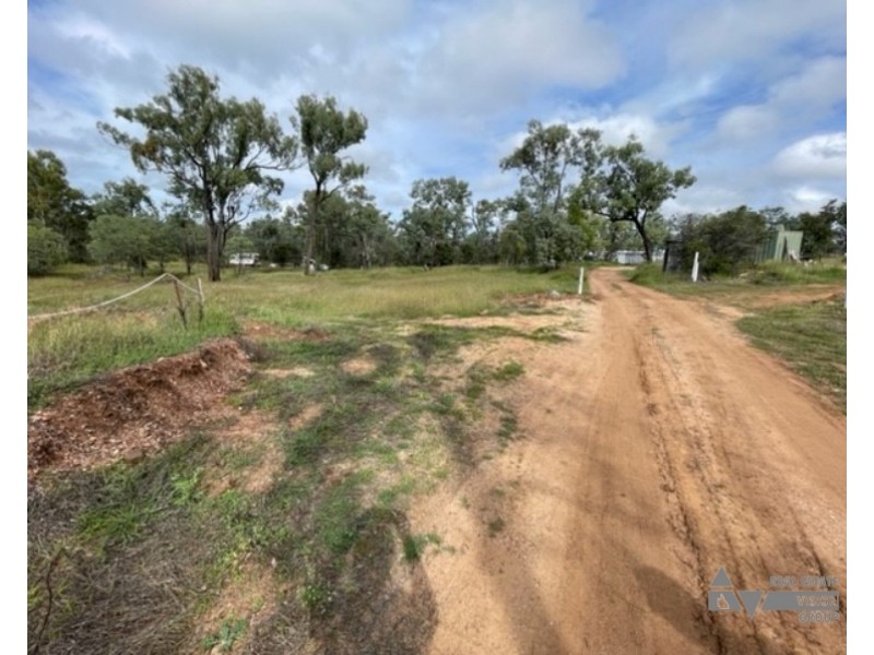 MC70919 Russian Gully, Rubyvale QLD 4702