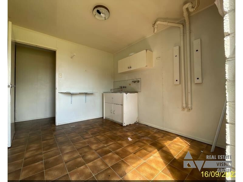 42 Doon St, Blackwater QLD 4717