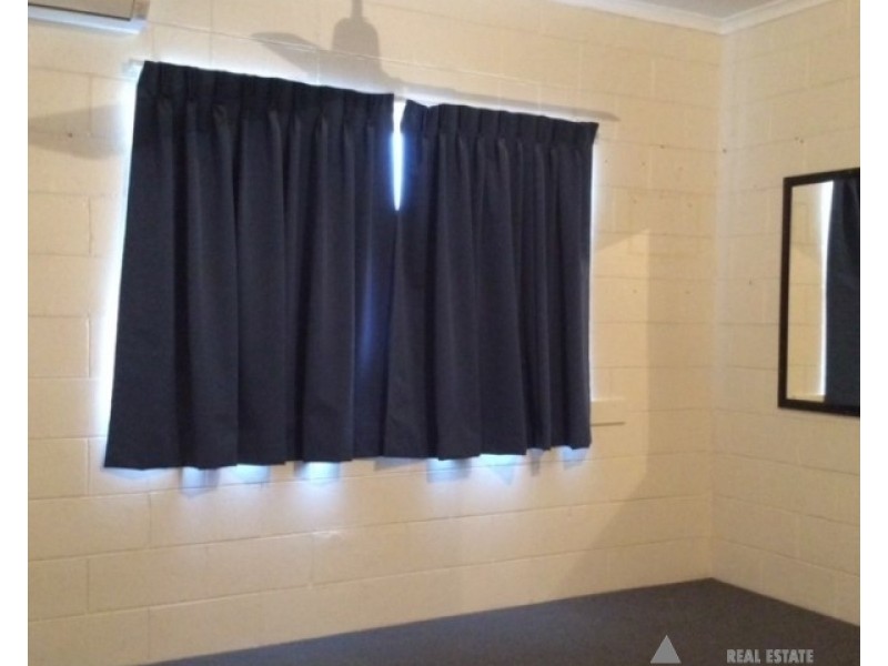 Unit 4/6 Clark Dr, Emerald QLD 4720