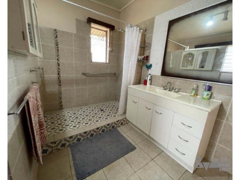 1021 Rubyvale Sapphire Rd, Sapphire QLD 4702