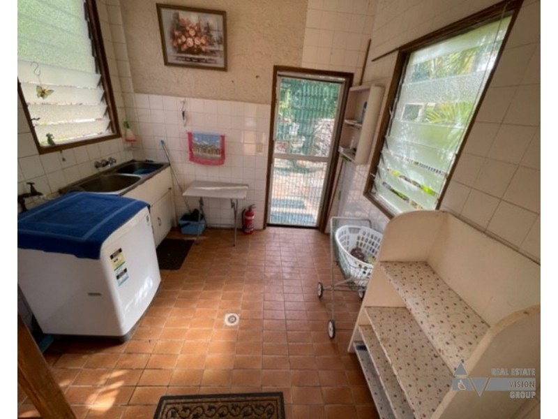 1021 Rubyvale Sapphire Rd, Sapphire QLD 4702