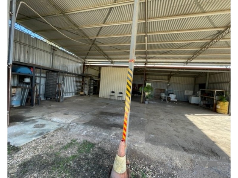 1021 Rubyvale Sapphire Rd, Sapphire QLD 4702