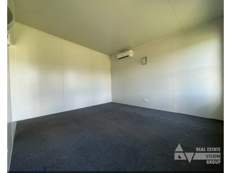 22 Hunter Street, Blackwater QLD 4717