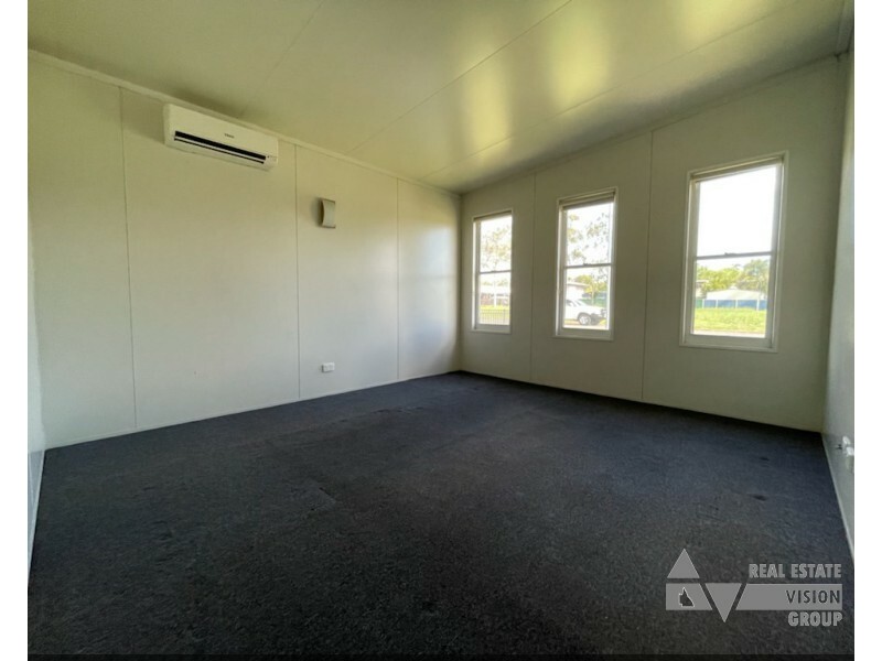 22 Hunter Street, Blackwater QLD 4717