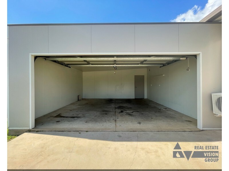 22 Hunter Street, Blackwater QLD 4717