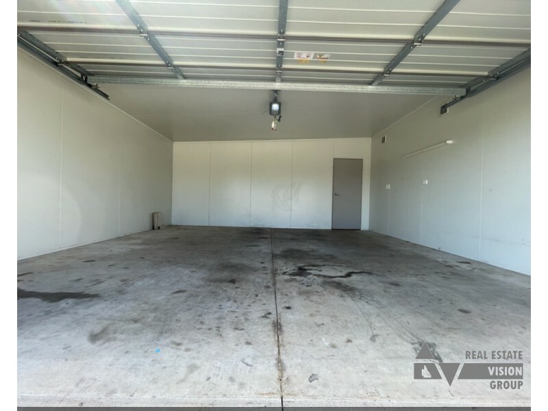 22 Hunter Street, Blackwater QLD 4717