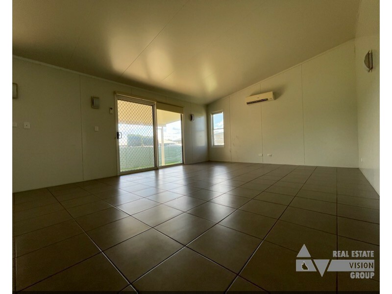 22 Hunter Street, Blackwater QLD 4717